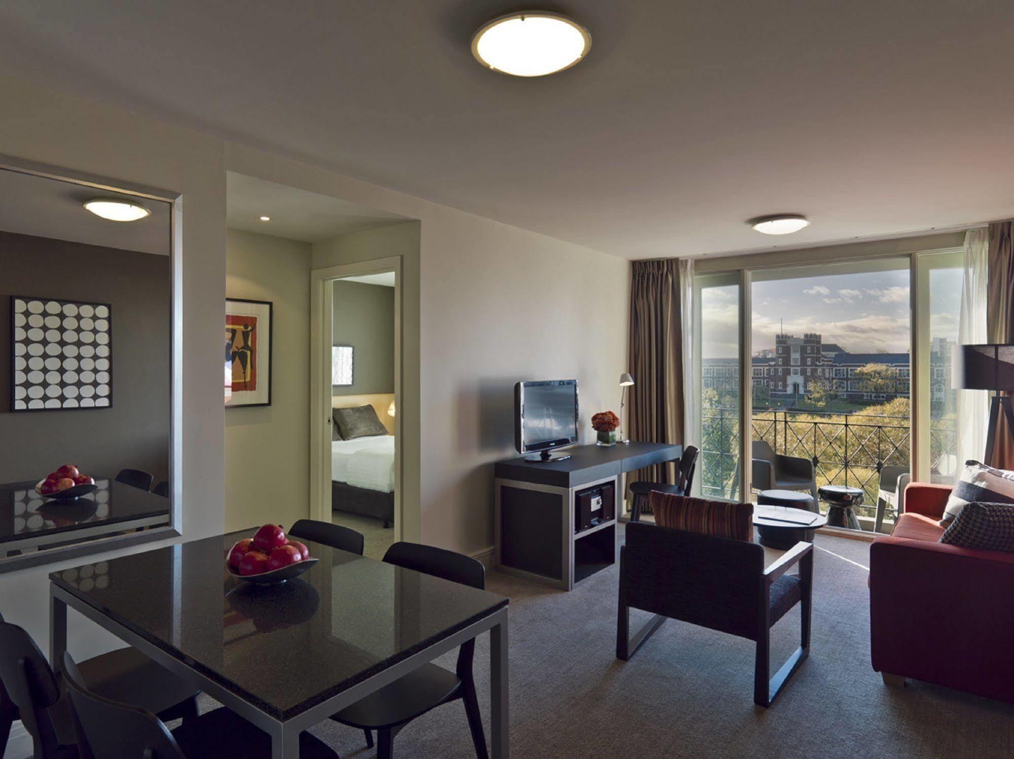 Adina Apartment Hotel South Yarra Melbourne Bagian luar foto
