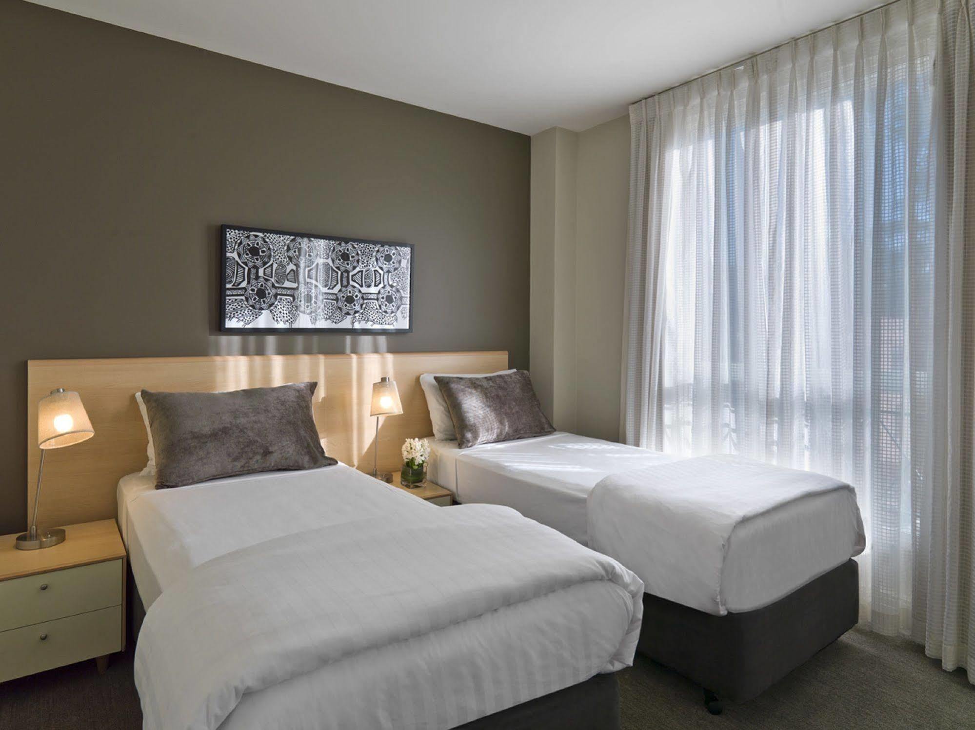 Adina Apartment Hotel South Yarra Melbourne Bagian luar foto